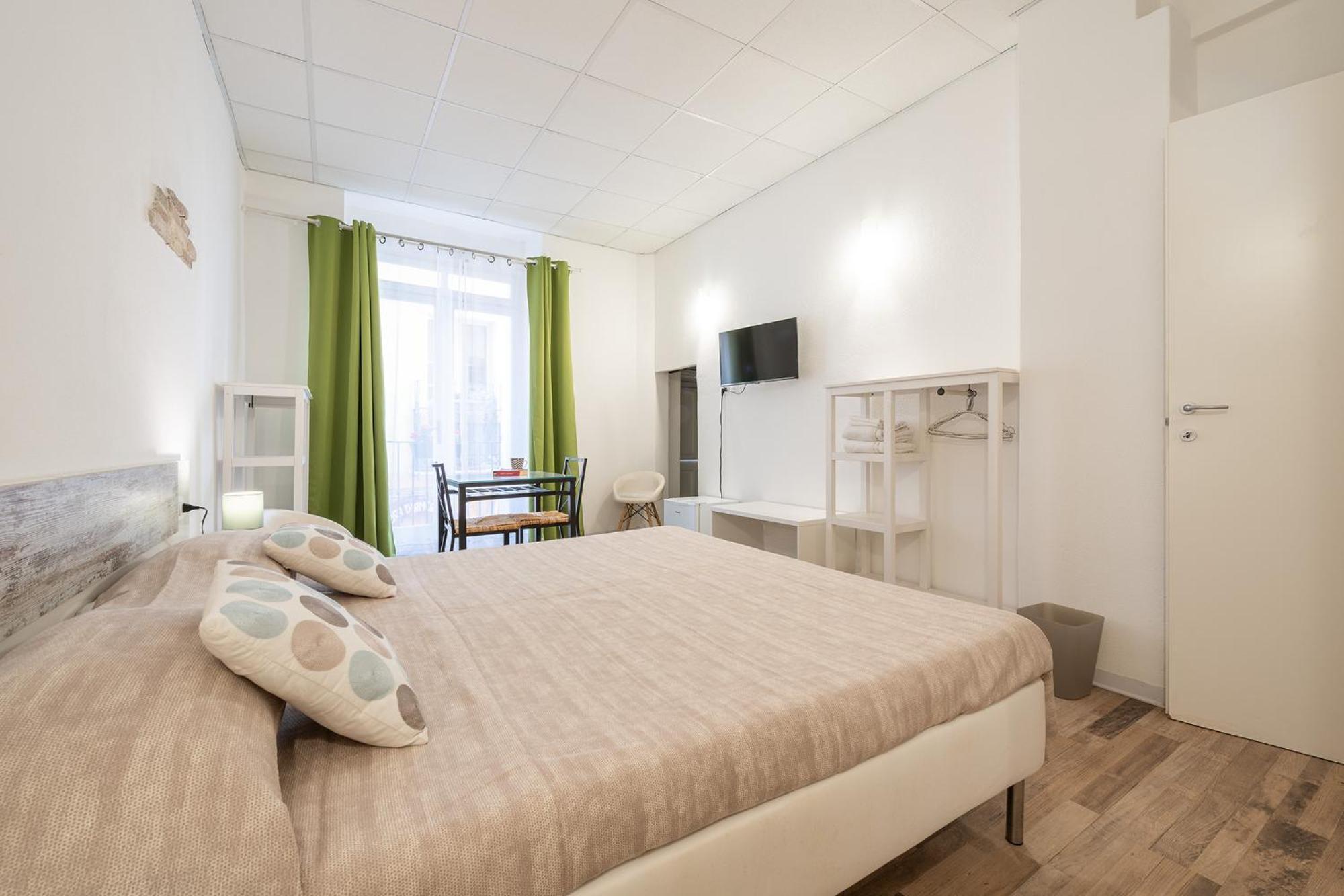 Double or Twin Room with Private Bathroom